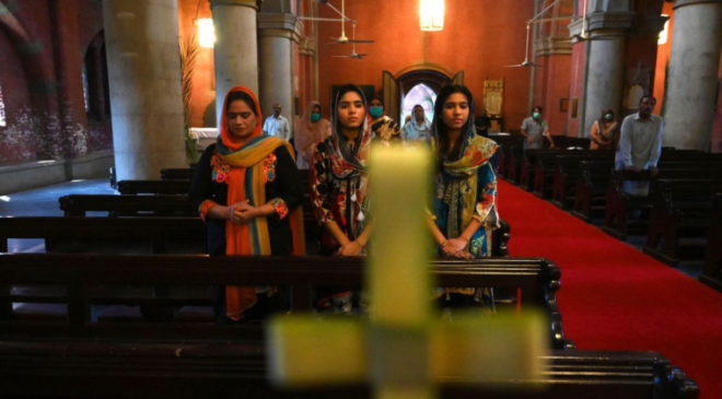 Суд Пакистана освободил замученную 13-летнюю христианку