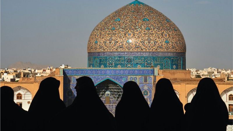 Йога вместо Бога - почему иранцы уходят из ислама