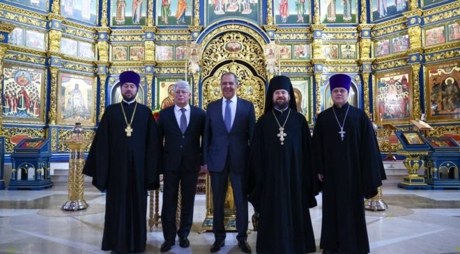 Лавров отметил роль РПЦ в мобилизации верующих за мир на Земле