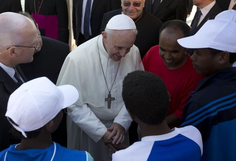 Папа Франциск: Бог не делает различий между местными и пришлыми