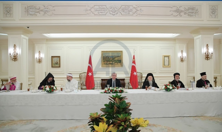 Президент Турции Эрдоган провел ифтар с лидерами меньшинств