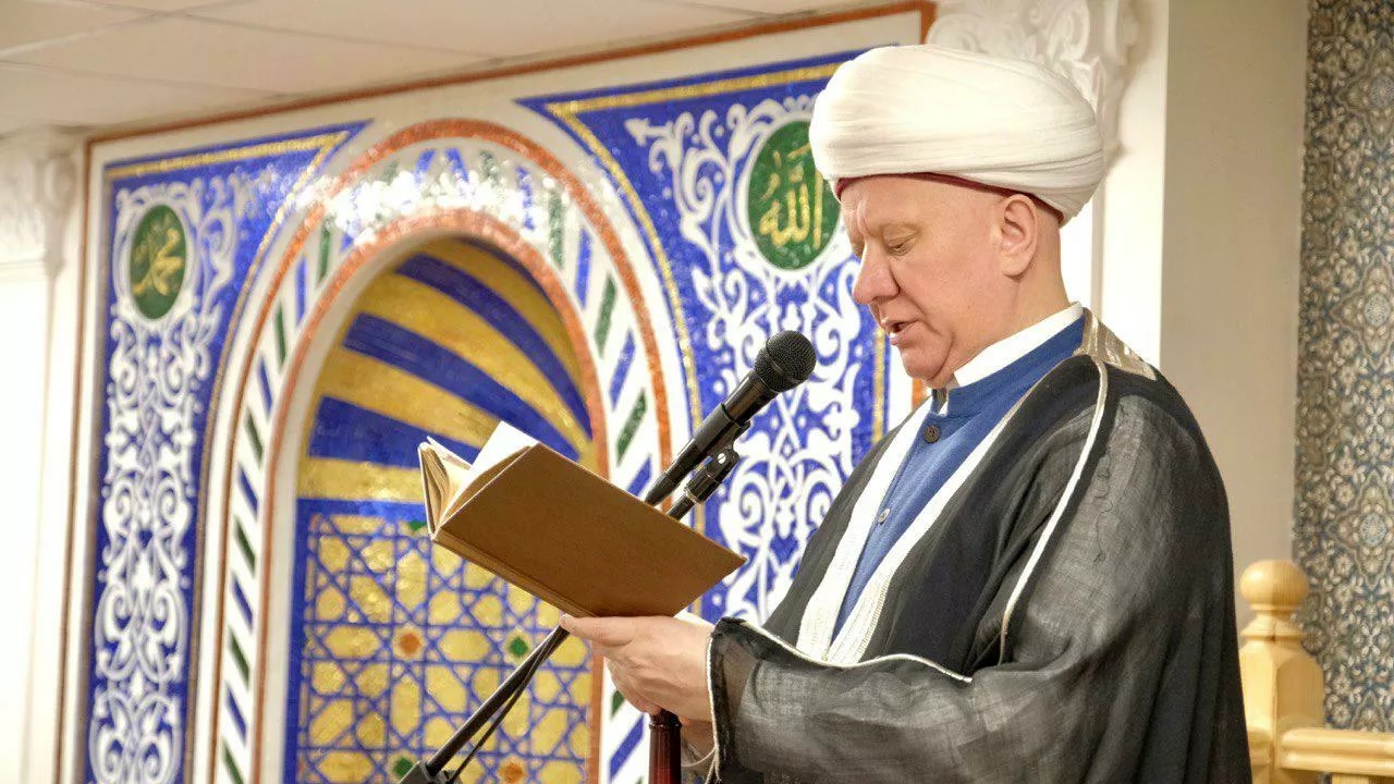 Крганов: зачем мусульмане поздравляют православных с Пасхой