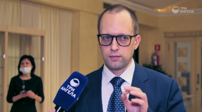 Директор ИРП Антон Игнатенко призывает верующих к осторожности