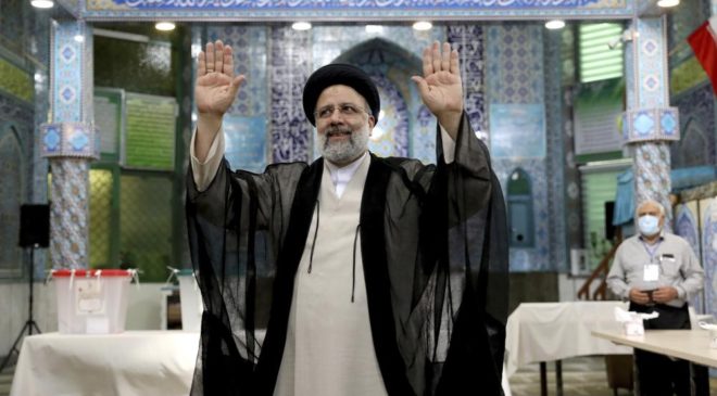 На выборах Президента Ирана побеждает кандидат системы - Раиси