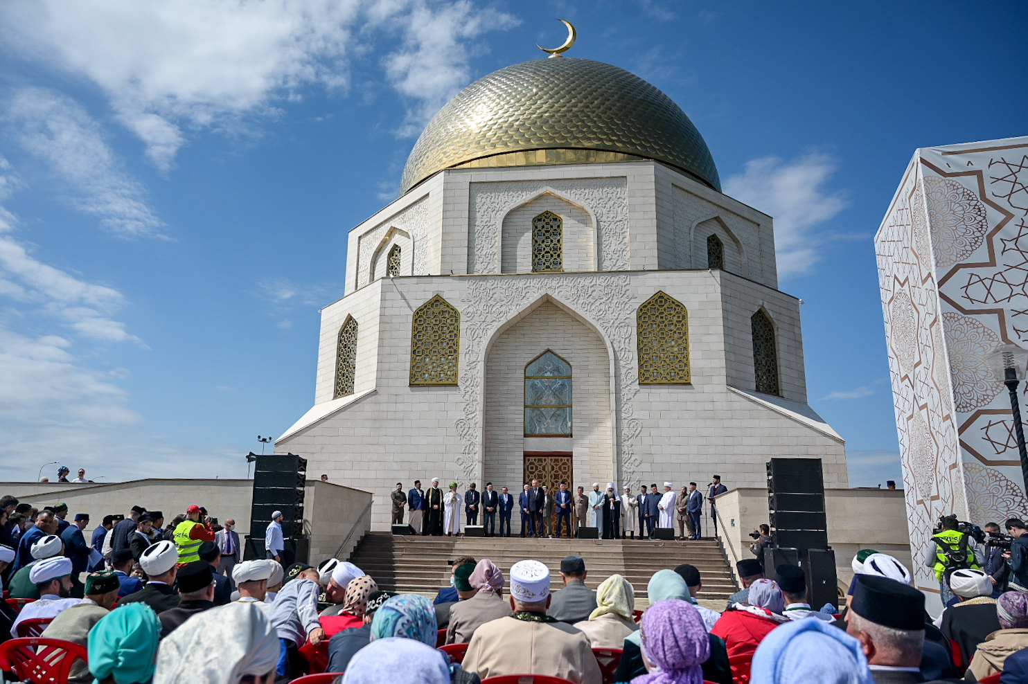 В честь 1099-летия принятия Ислама прошел Изге Болгар җыены