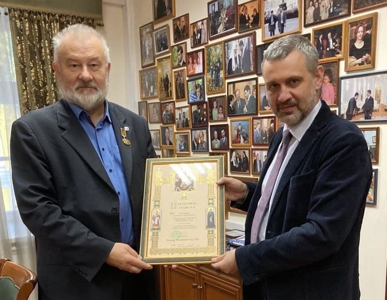 Легойда вручил грамоту руководителю «Русской народной линии»