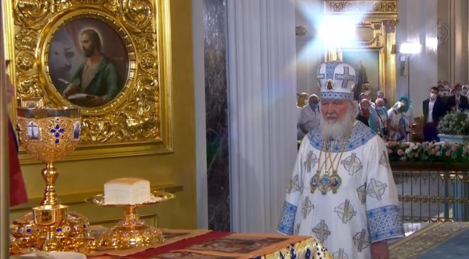 Патриарх Кирилл освятил возрожденный собор в Казани