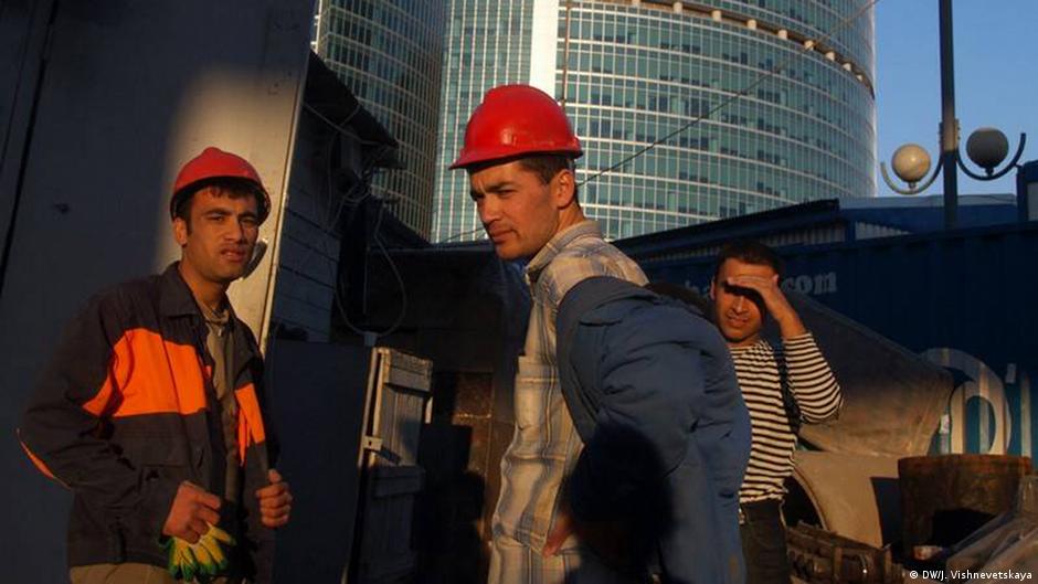 Глава СПЧ: в РФ более 2 млн мигрантов работают без контрактов
