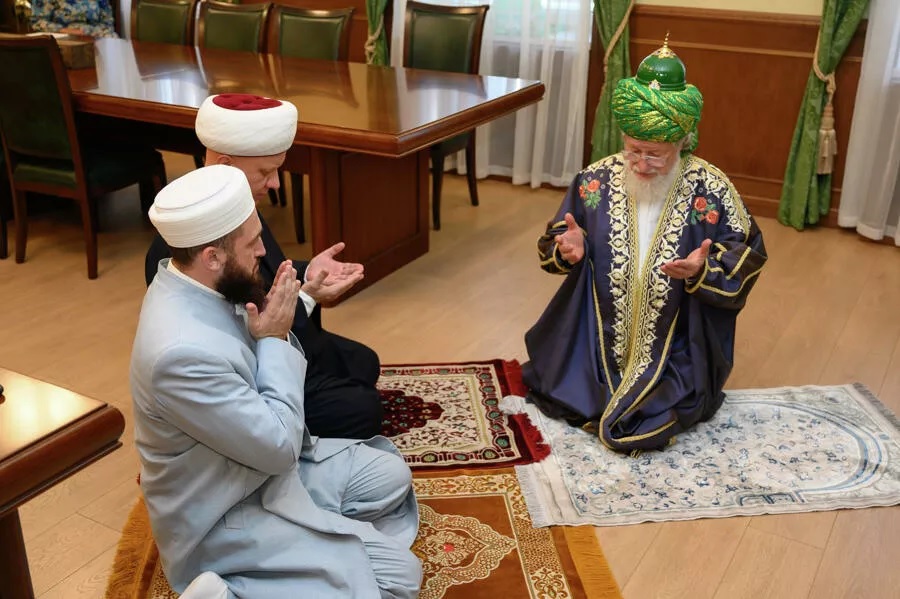 Духовные лидеры мусульман обсудили юбилей принятия ислама