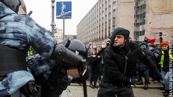 Джумаев получил 5 лет за драку с бойцом ОМОН на акции протеста