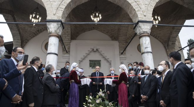 Эрдоган на открытии отремонтированной турецкой мечети в Боснии