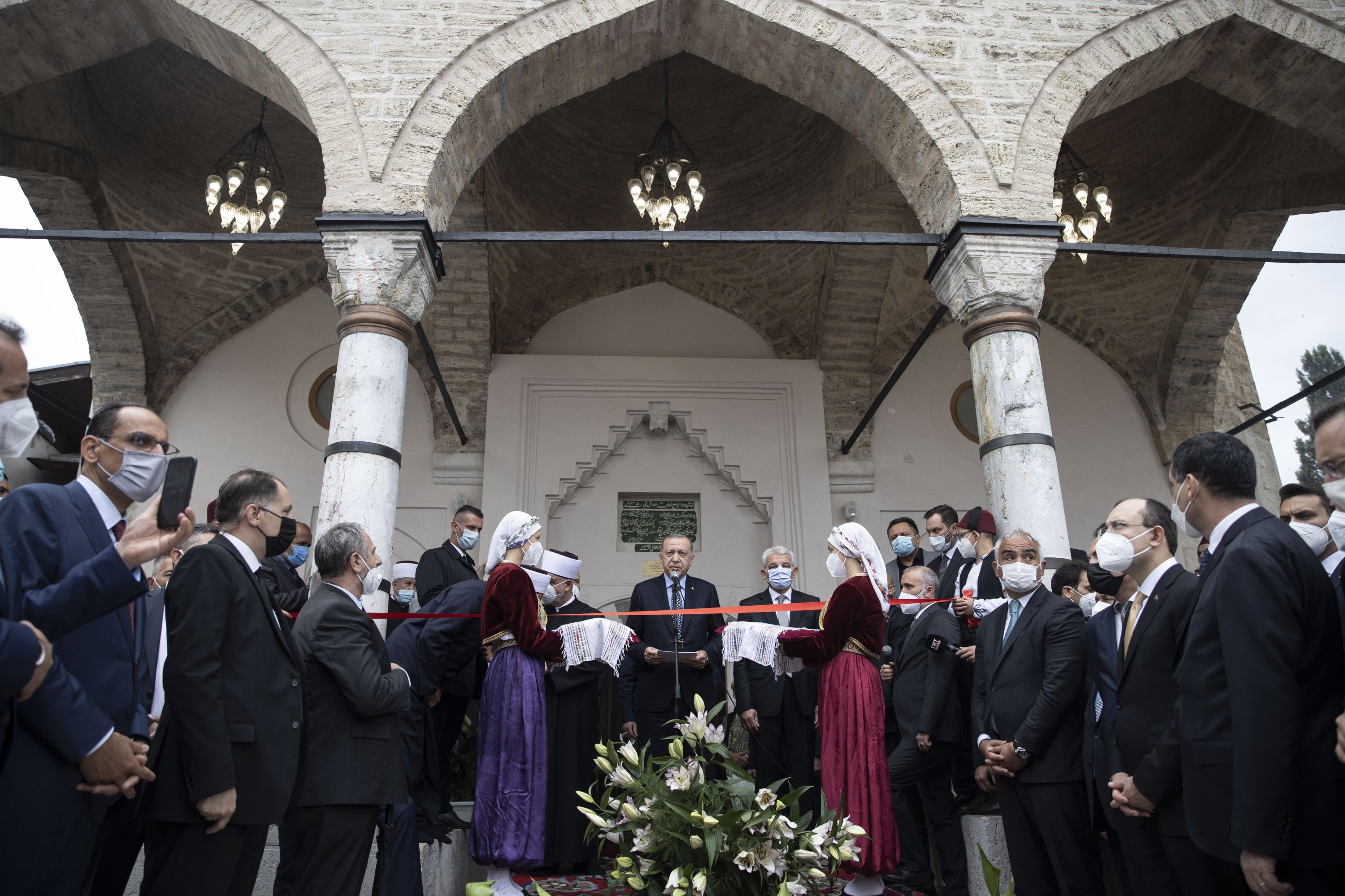 Эрдоган на открытии отремонтированной турецкой мечети в Боснии