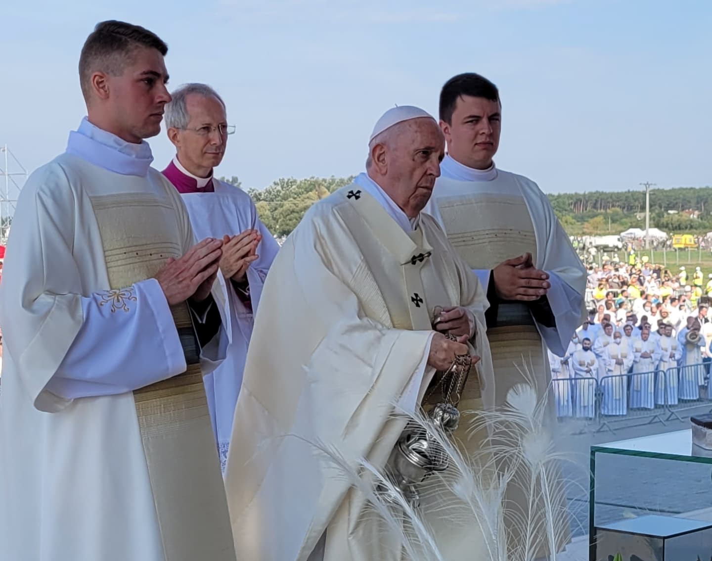Епископ Николай Дубинин рассказал о молитве с Папой Франциском