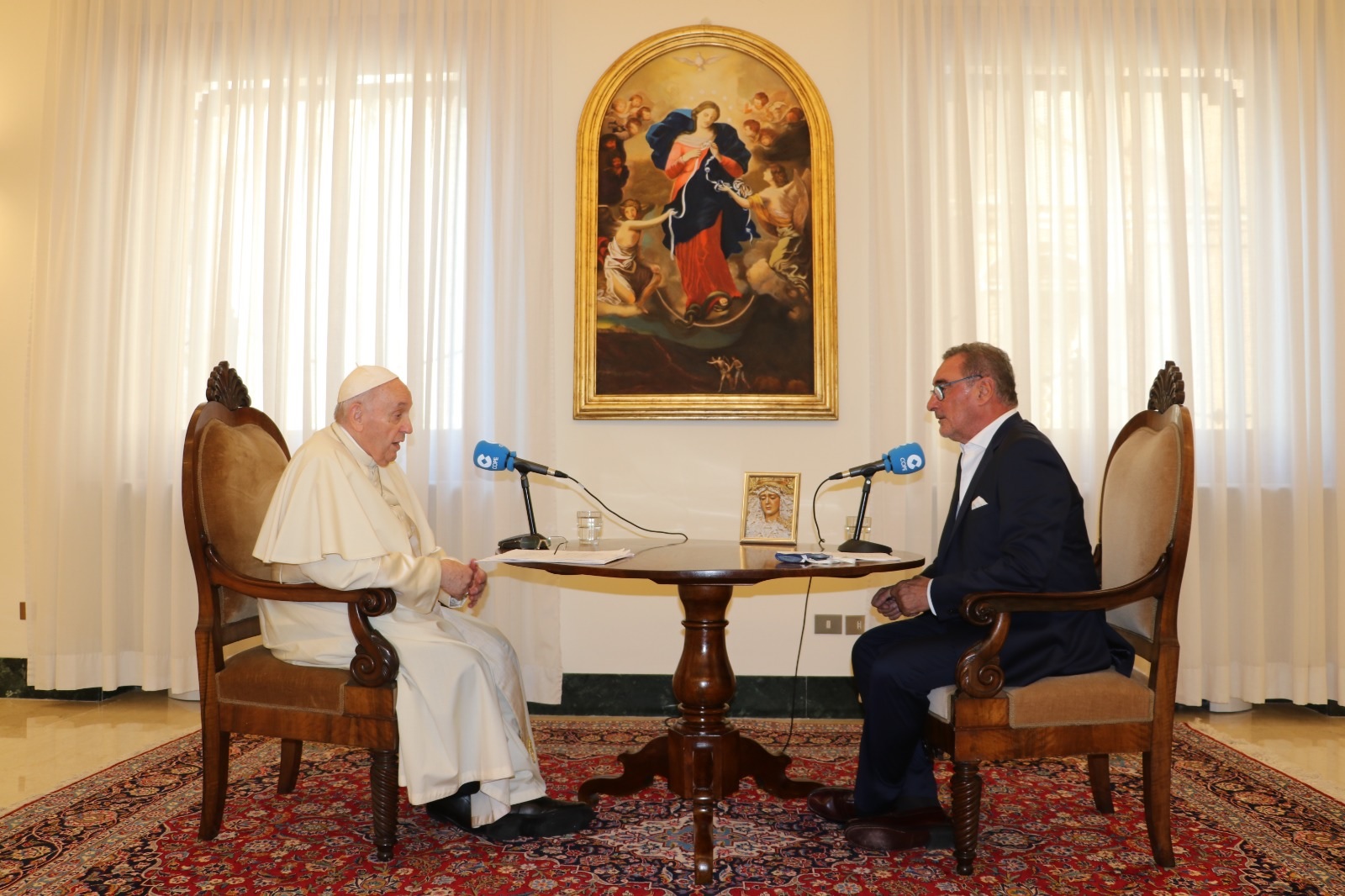 Папа Франциск решительно опроверг утверждения о его отставке