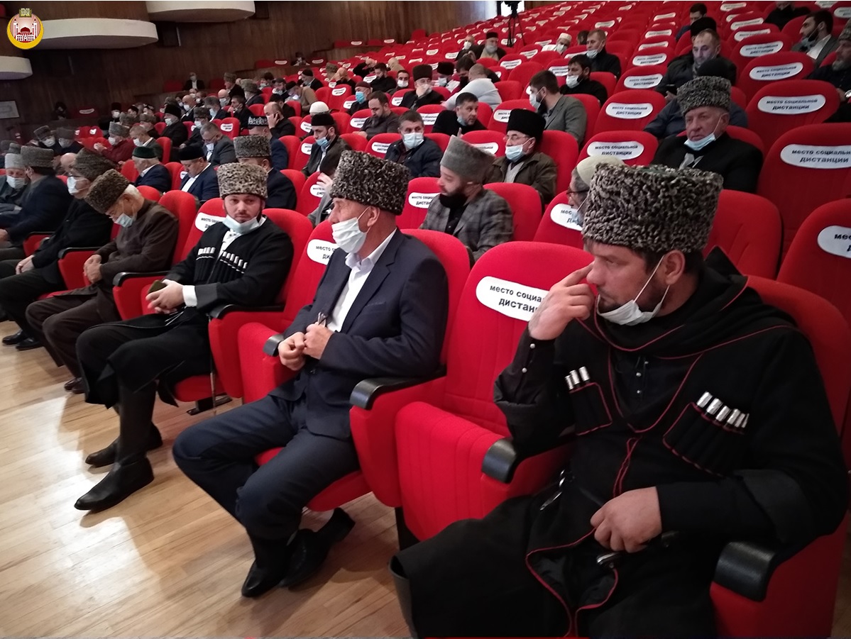 В Майкопе отметили 30-летие муфтията Адыгеи и Краснодарского края
