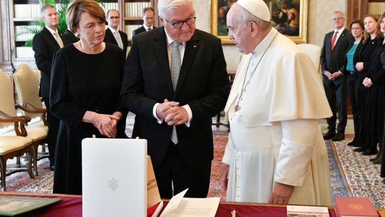 Папа Римский Франциск встретился с президентом ФРГ