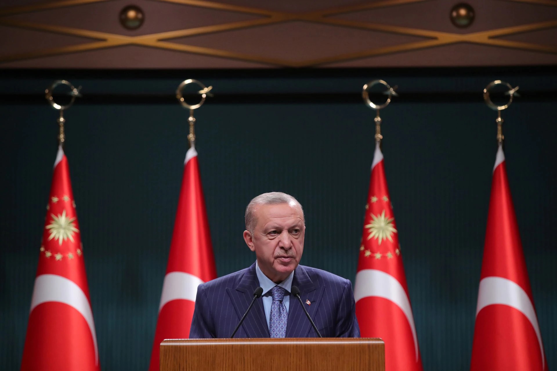 10 западных послов ускользнули от высылки Эрдоганом