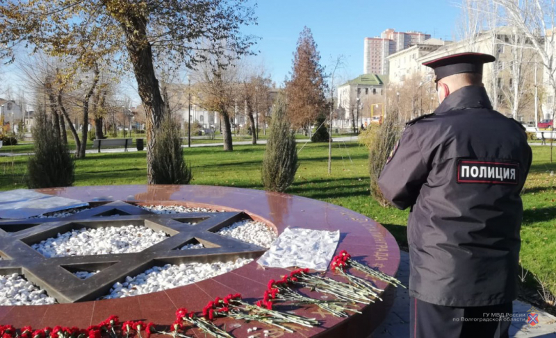 В Волгограде осквернен новый памятник жертвам Холокоста