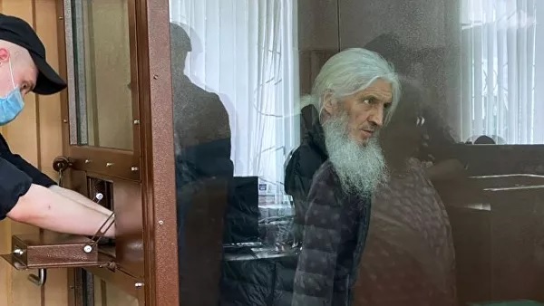 Суд признал бывшего схиигумена Сергия виновным