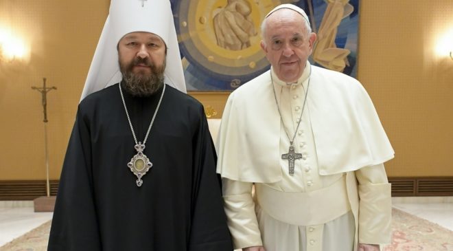 Патриарх Кирилл хочет встретиться с Папой Франциском - Иларион