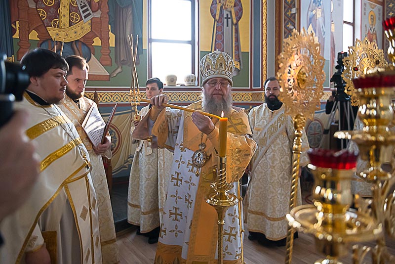 В Алма-Ате освятили новый Александро-Невский собор