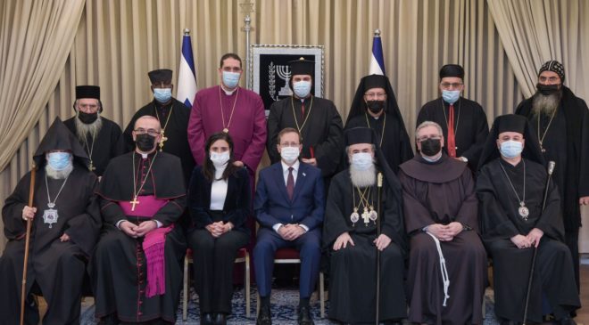 Президент и глава МВД Израиля дали главам христиан гарантии