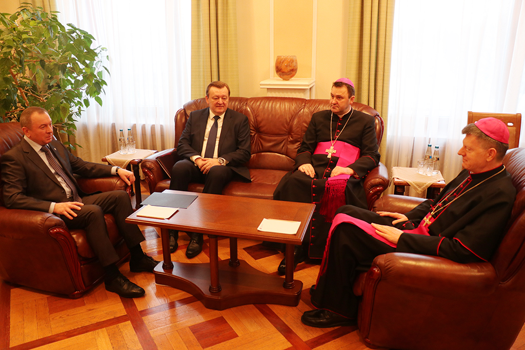 Встреча делегации Католической Церкви с главой МИД Беларуси