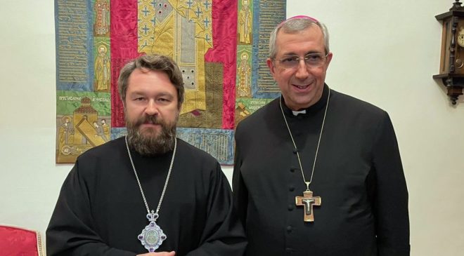 Митрополит Иларион встретился с архиепископом Джузеппе Сатриано