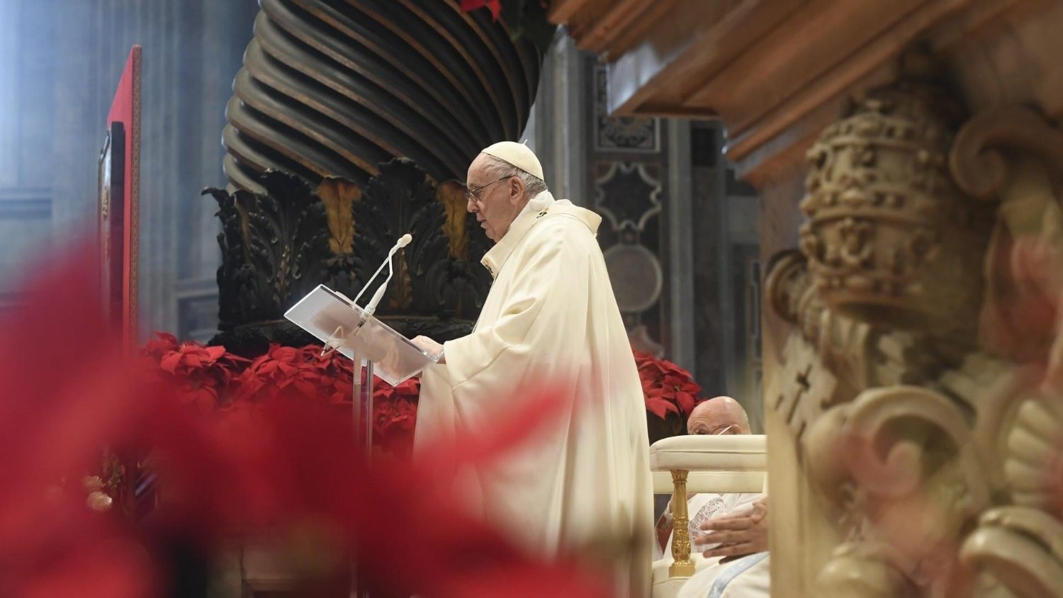 Говоря о Деве Марии, Папа Римский Франциск указал, что обидеть женщину – это значит оскорбить Бога