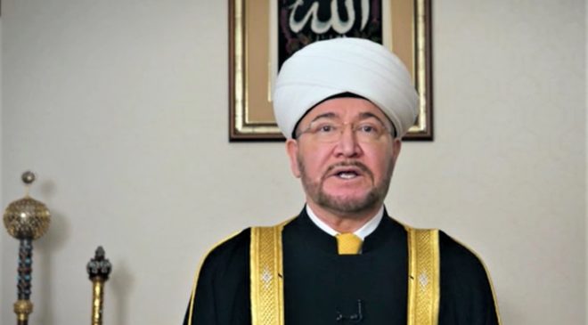 Муфтий Равиль Гайнутдин призвал мусульман прививаться | Видео