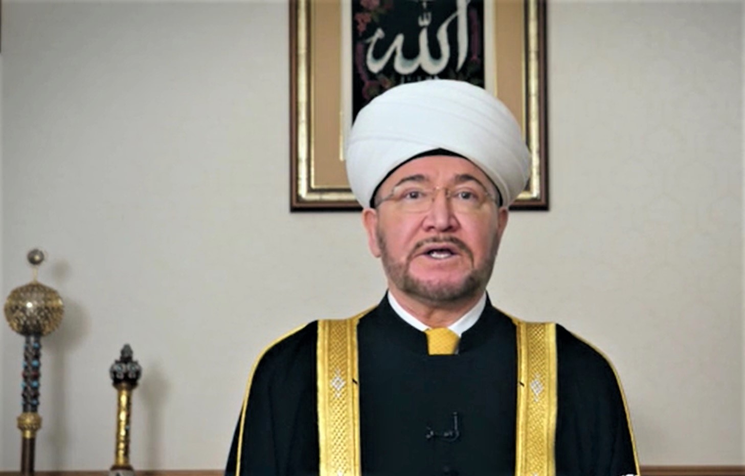 Муфтий Равиль Гайнутдин призвал мусульман прививаться | Видео