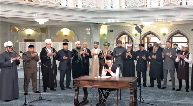В Казани начали писать Коран к 1100-летию принятия ислама