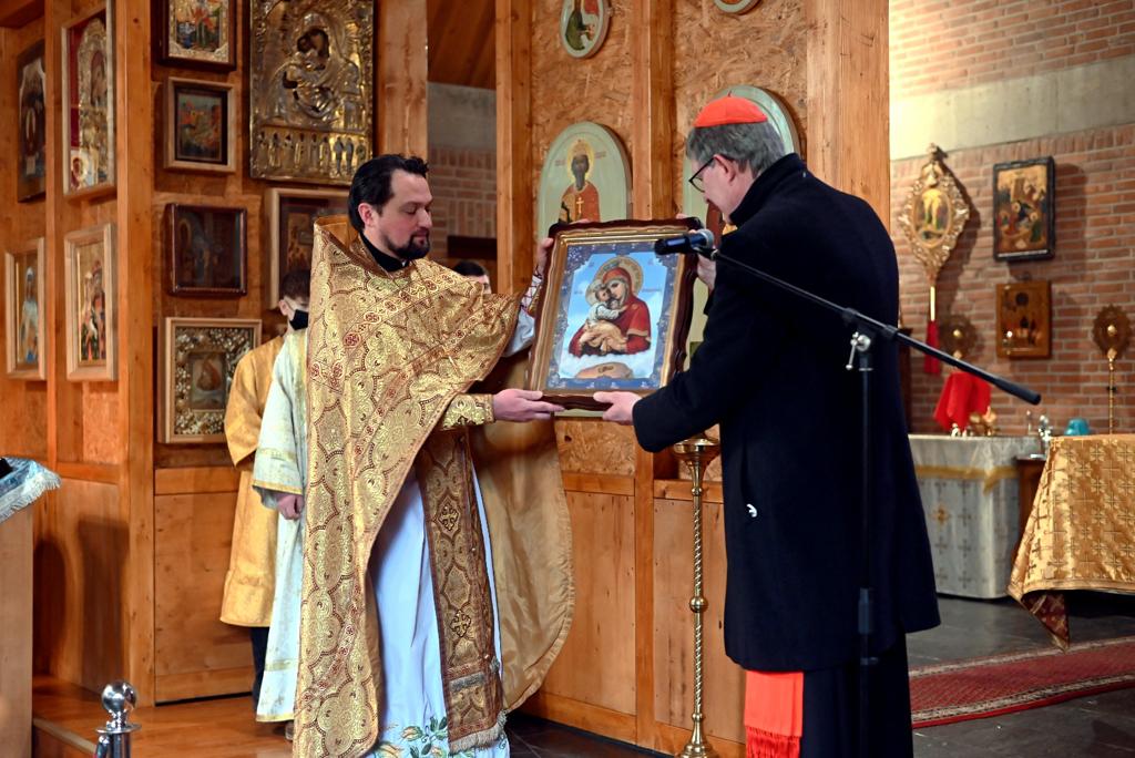 Архиепископ Кёльнский посетил православные храмы в Германии