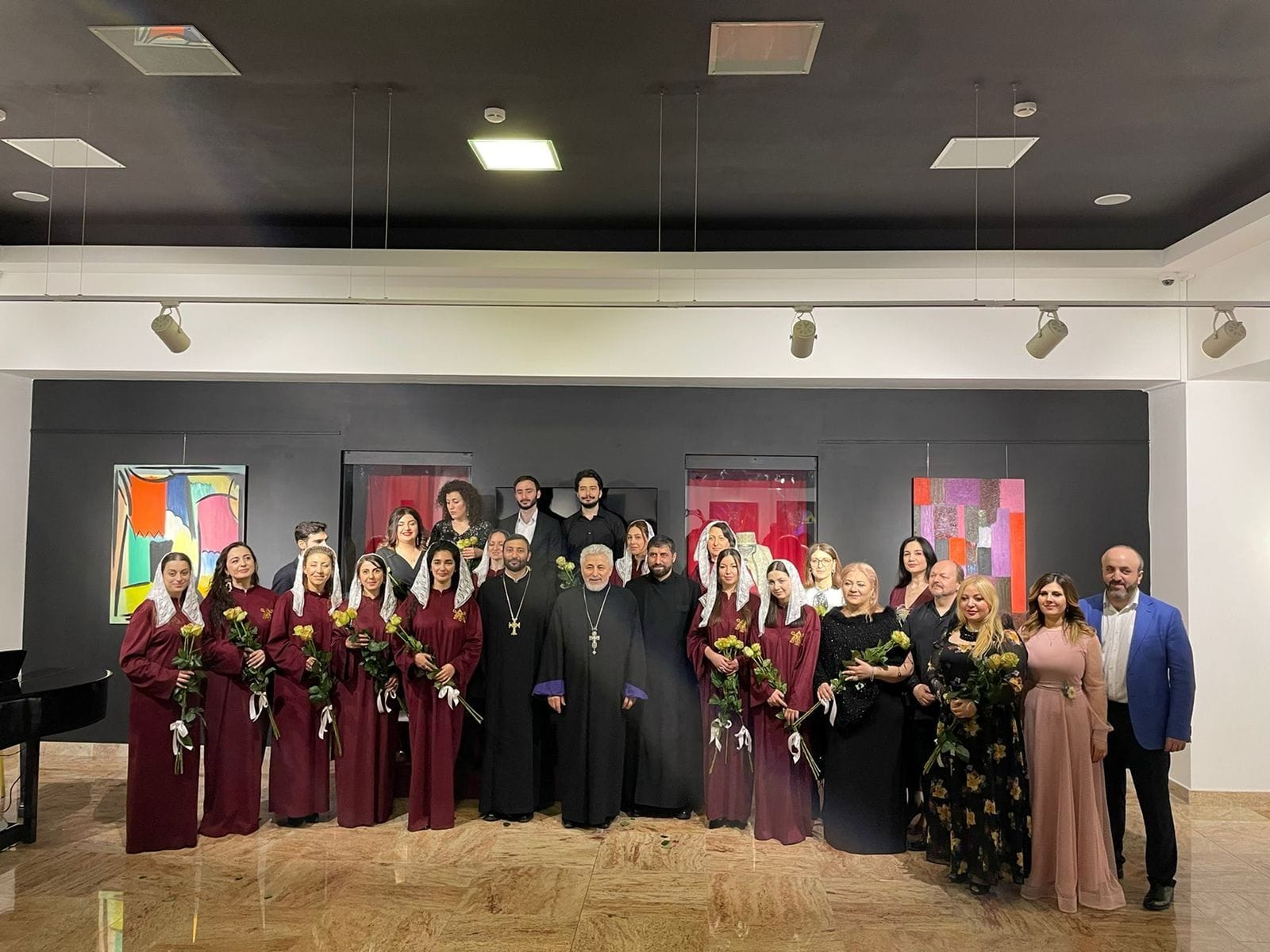 О концерте в честь Дня материнства и красоты в Армянской Церкви