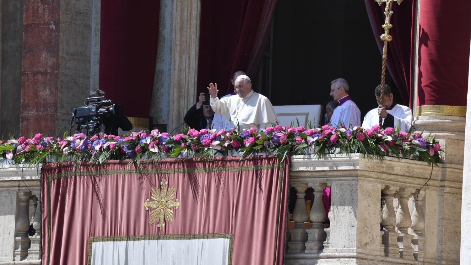 Urbi et Orbi. Папа: «Мир – это главная ответственность каждого»