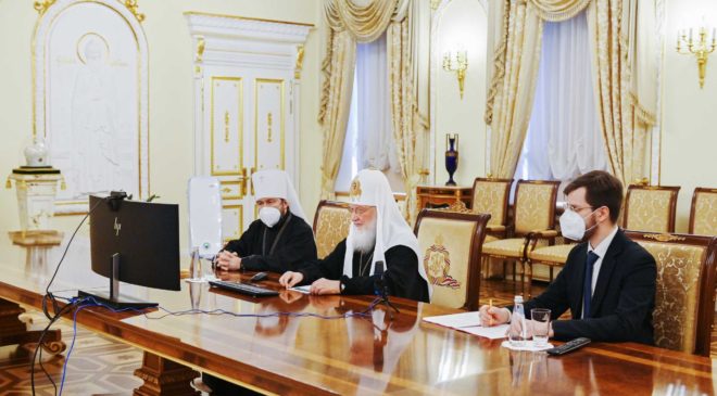 ОВЦС рассказал, как именно Патриарх оправдывал Папе действия РФ
