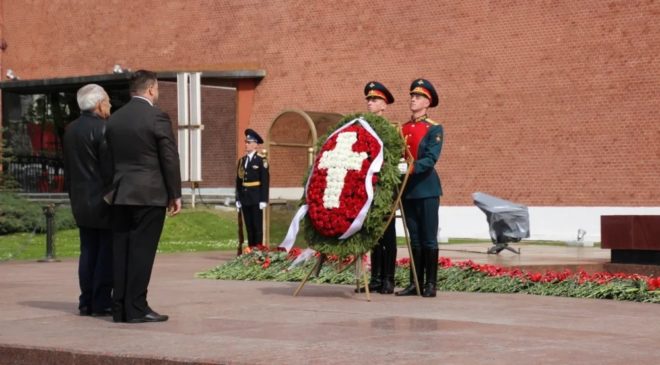 Протестанты России возложили цветы к Могиле Неизвестного солдата
