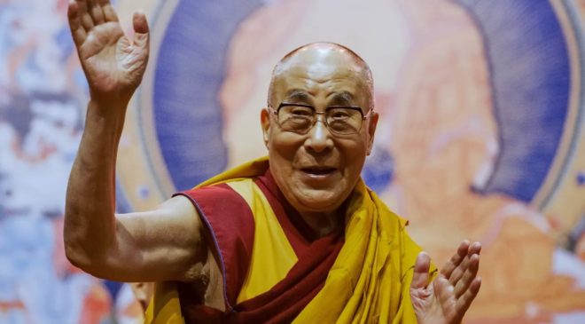 Буддисты России и мира празднуют 87-летие Далай-ламы