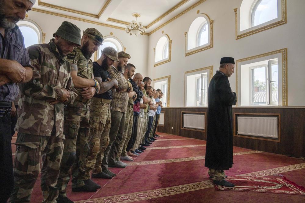 Мусульмане Украины молятся за победу и конец оккупации
