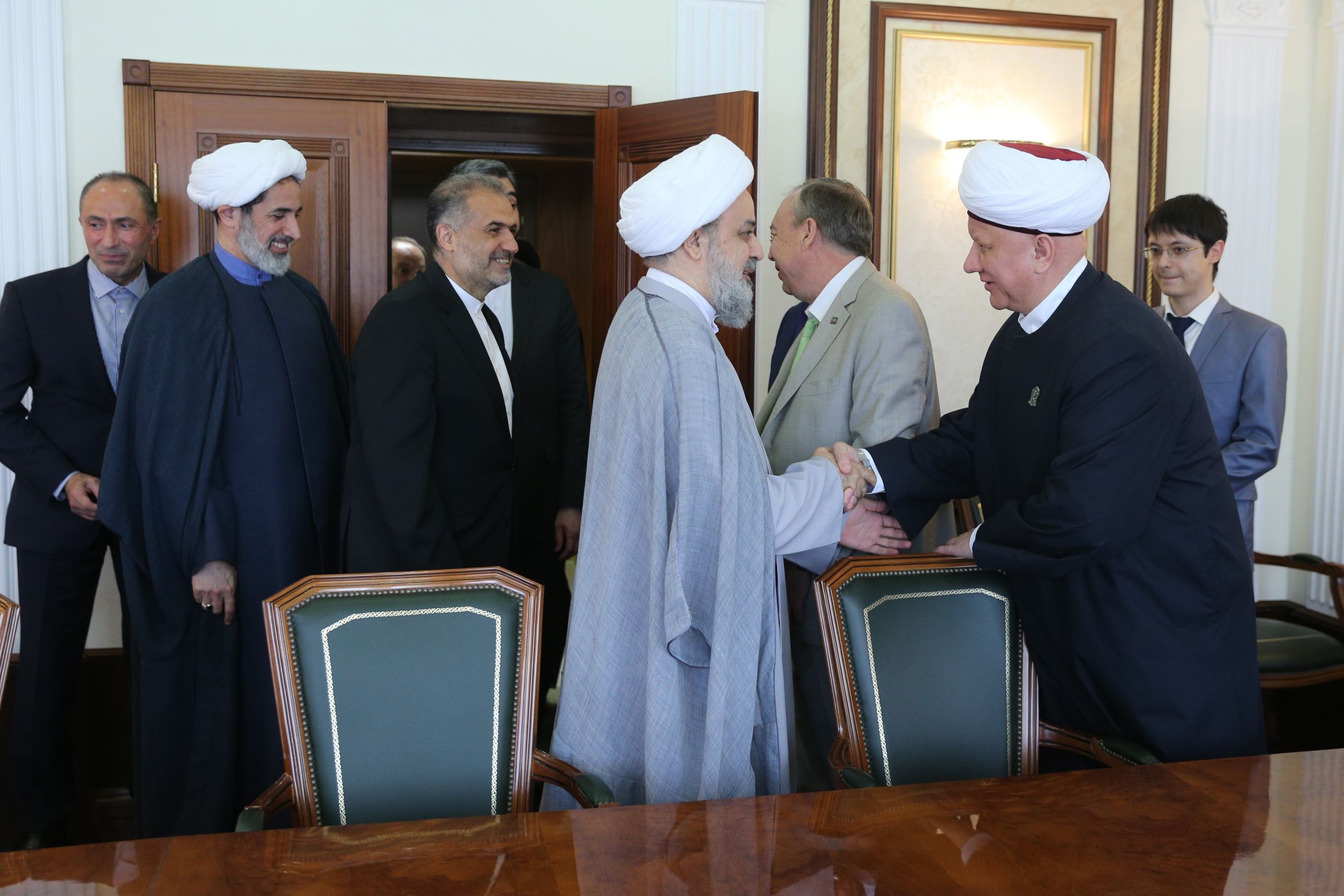 Группа "Россия - исламский мир" сближает мазхабы с Ираном в СФ
