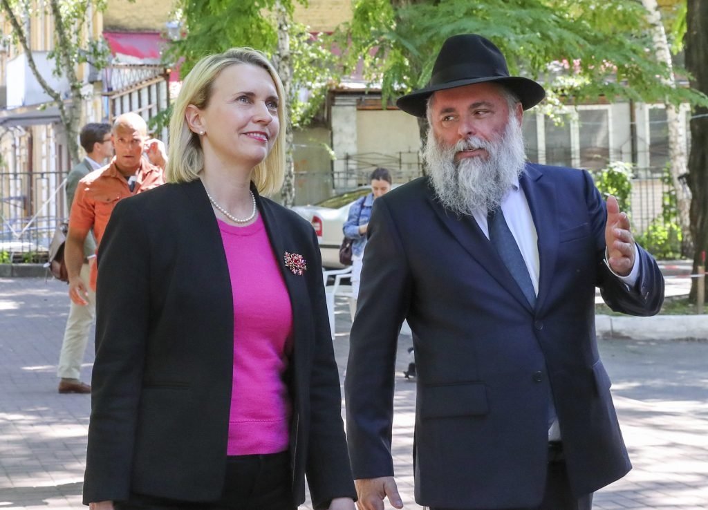 Посла США в Украине воодушевила киевская еврейская община