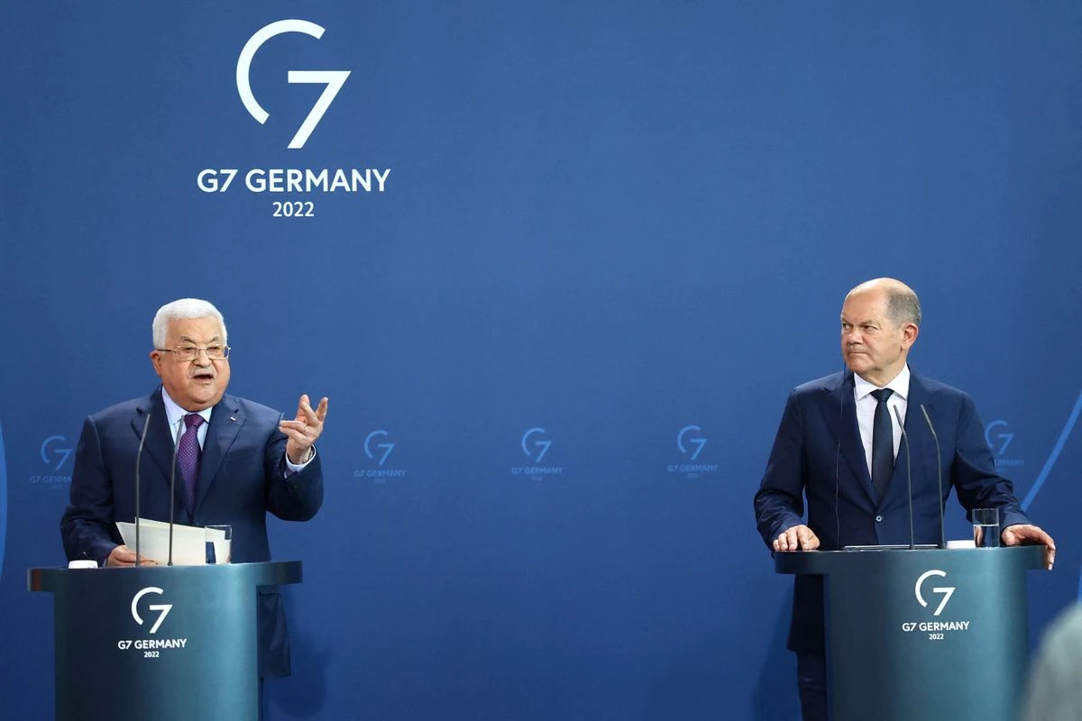 Германия и Израиль осудили слова палестинского лидера о Холокосте