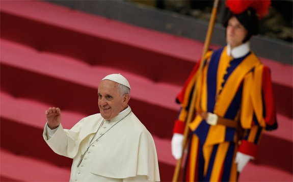 Папа Франциск встретился с трансгендерными гостями
