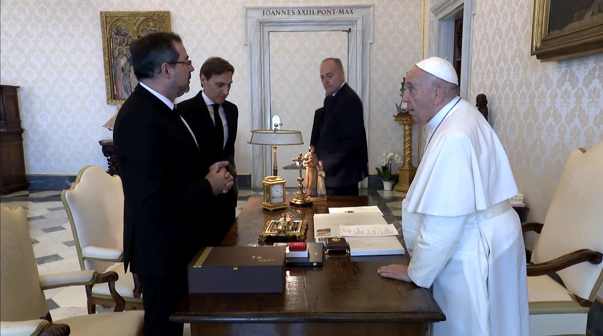 Посол Украины: Папа может посетить Киев до Казахстана