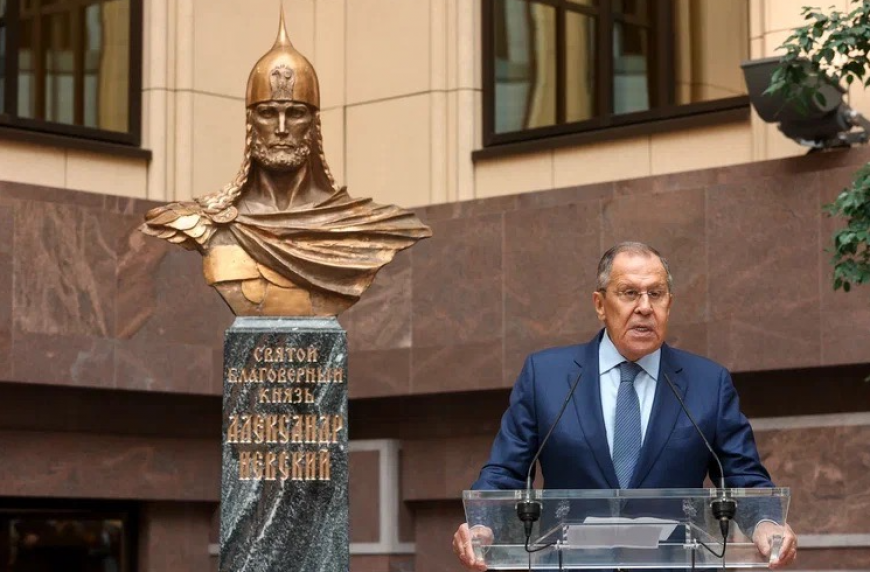 В МИД России открыли памятник Александру Невскому