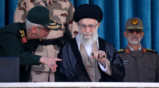 Хаменеи осуждает беспорядки и винит в них США и Израиль
