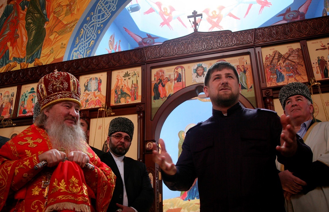 РПЦ и Кадыров хвалят друг друга за духовное братство в боях