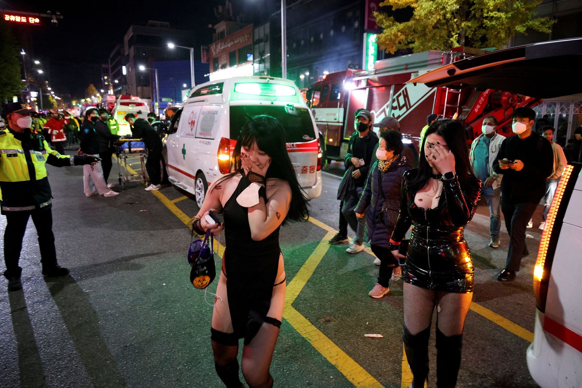 В давке на Хеллоуин в Южной Корее не менее 153 погибших