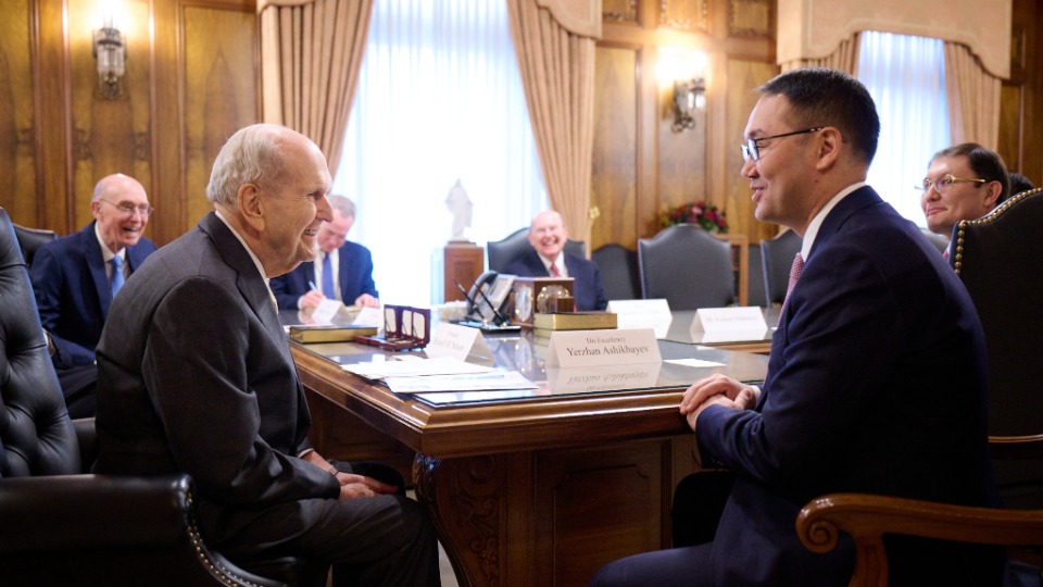 Посол Казахстана встретился с Первым президентством мормонов