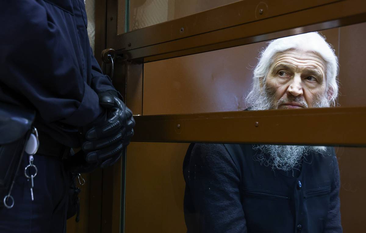 Прокурор требует посадить бывшего схимонаха Сергия